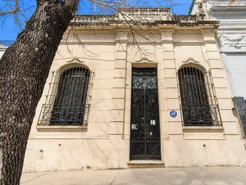 Martínez Castro 600