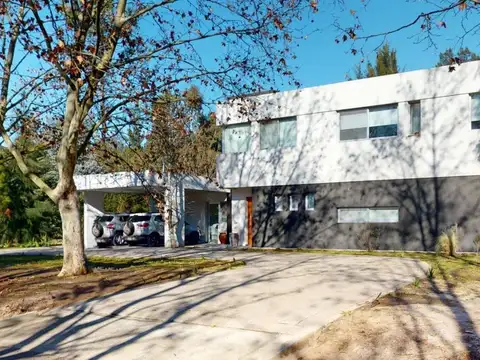 Club de Campo Miralagos