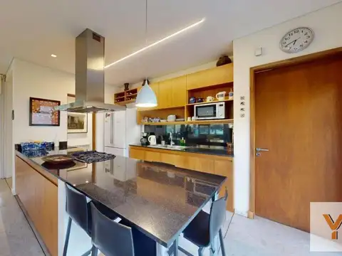 Casa en venta - 3 Dormitorios 3 Baños - Club Miralagos