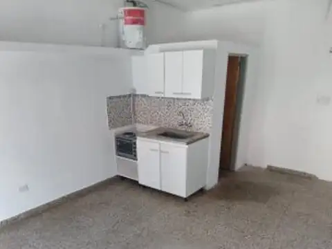 Departamento en Alquiler en Castelar Sur, $ 300.000