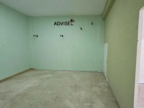Local en Alquiler en Villa del Parque, $ 900.000