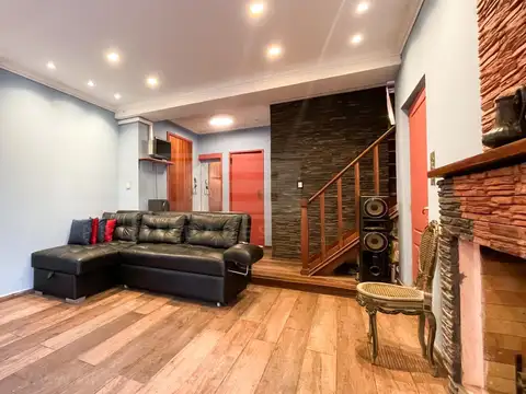 Lavalle  al 1300, esquina Vieytes