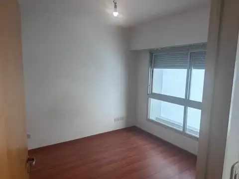 Cnel J Moldes 1500, Piso 4