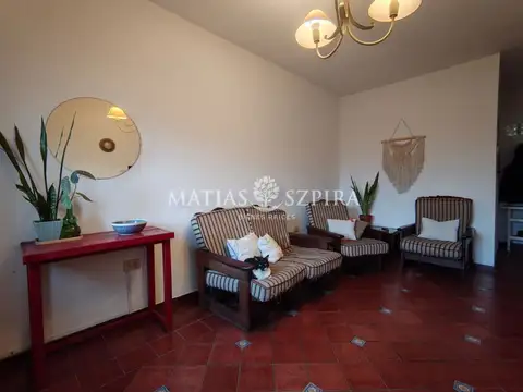 Depto Tipo Casa en Venta en Castelar, USD 148.000