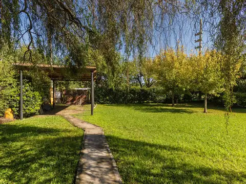 Casa en Venta con 1 cochera