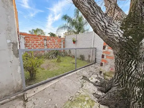 Depto Tipo Casa en Venta de 2 ambientes