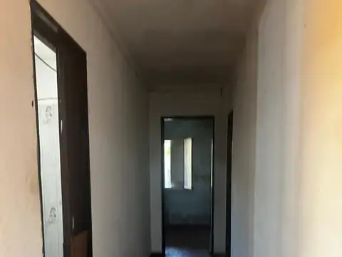 CASA FAMILIAR EN EXCELENTE UBICACION EN VENTA, GENERAL LAS HERAS