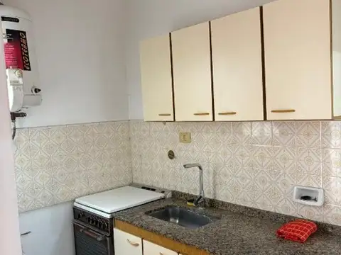 Depto Tipo Casa en Venta en Castelar Norte, USD 60.000