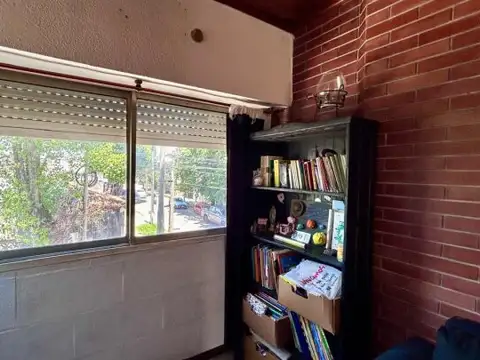 Dpto 3 ambientes con cochera, patio y balcon