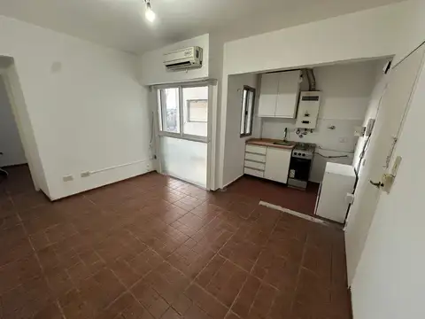 VENTA | Saavedra 3900 / 2 ambientes con Terraza Compartida/ Ciudadela / Tres de Febrero / PROPICIA