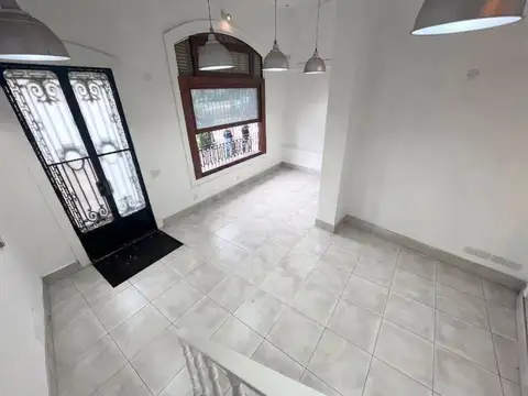 Avenida Caseros 1500