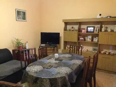 Yatay 800, Piso PB
