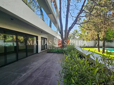 Departamento en Venta con 2 cocheras