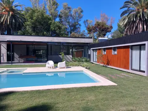 Casa en Venta en Ituzaingó, USD 540.000