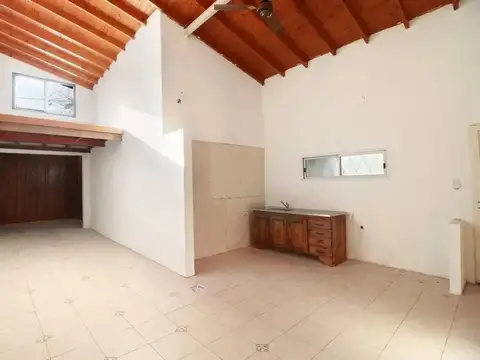 Depto Tipo Casa en Venta de 5 ambientes