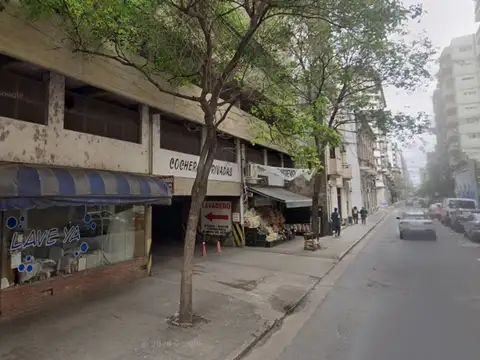 Cochera en Venta en Martín, Rosario