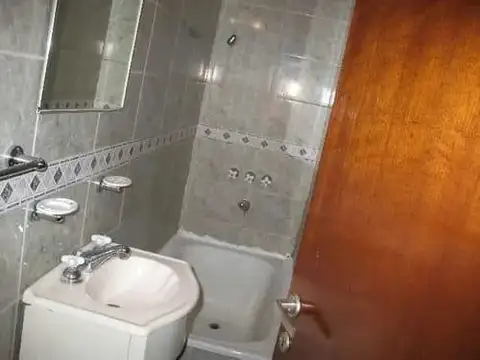 DUPLEX 3 AMBIENTES CON BAULERA ESCUCHA OFERTA
