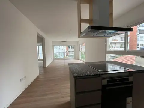 Alquiler 3 ambientes en Belgrano. Edificio con pileta, parrilla, SUM y gimnasio