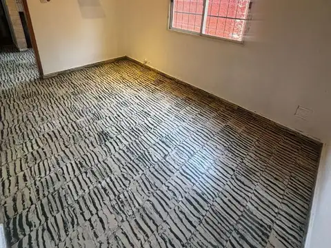 Depto Tipo Casa en Alquiler de 2 dormitorios