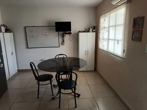 Depto Tipo Casa en Venta en Neuquen, USD 120.000