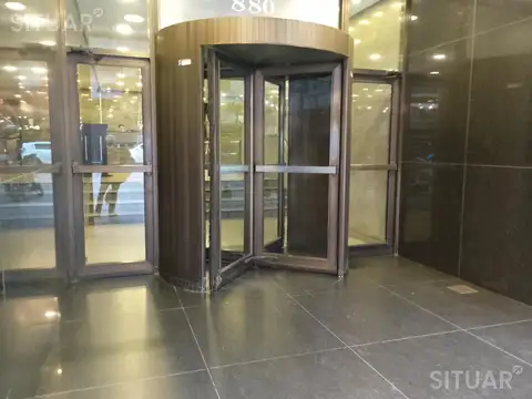 EXCLUSIVA OFICINA EN TODO UN PISO ,A METROS DELOBELISCO