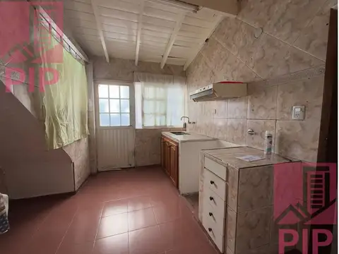 Depto Tipo Casa en Venta 40 años