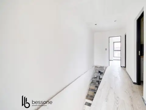 Depto Tipo Casa en Venta con 1 cocheras