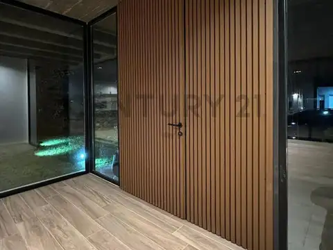 Casa en Venta en Santa Rita, USD 340.000