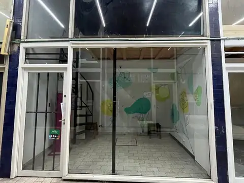 Local comercial en galería