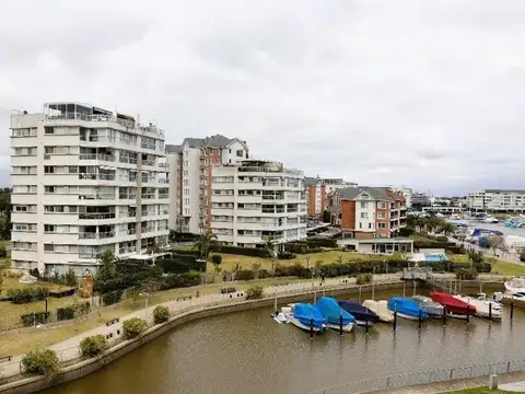 Nordelta - Islas Del Canal - Avenida Del Puerto , Piso 4