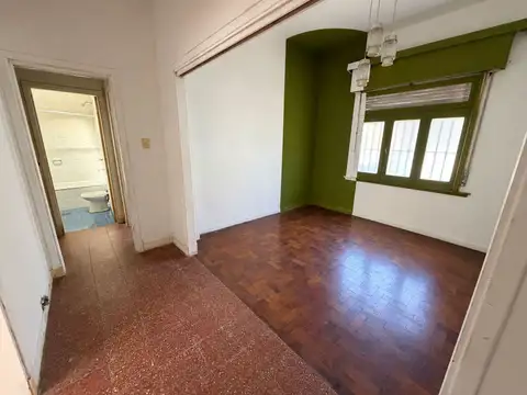 Depto Tipo Casa en Venta en Villa General Mitre, USD 99.000