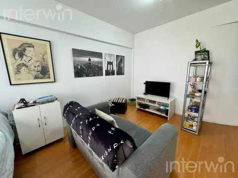 Departamento en VENTA de 1 ambiente con balcón y baulera en Recoleta
