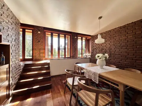 Casa en venta  505 esquina 19. Manuel B Gonnet, La Plata.