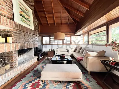505 esquina 19 , Piso 0