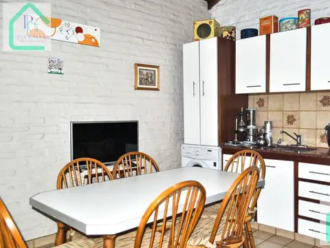 Depto Tipo Casa en Venta en Lomas del Mirador, USD 150.000