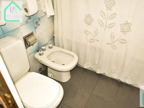 Depto Tipo Casa en Venta con 4 cocheras
