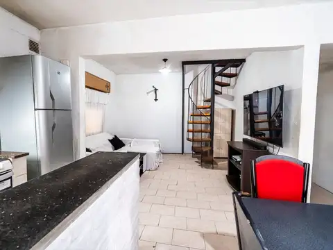 Depto Tipo Casa en Venta de 4 ambientes