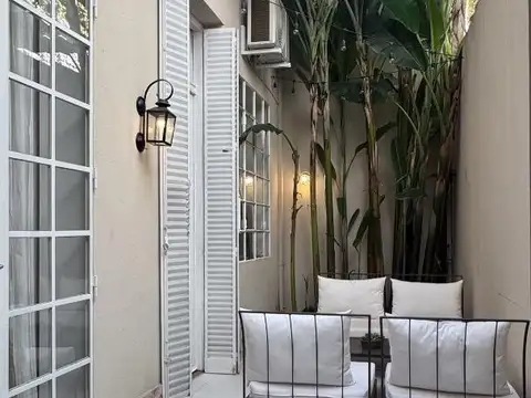 Depto Tipo Casa en Venta 40 años