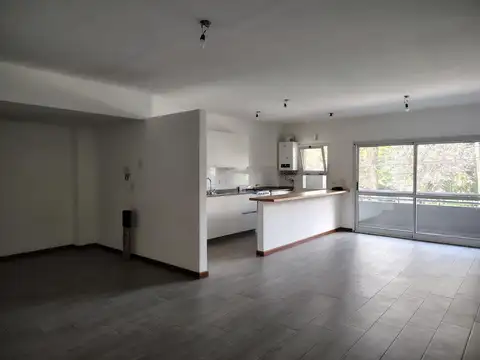 Departamento muy buen acceso 