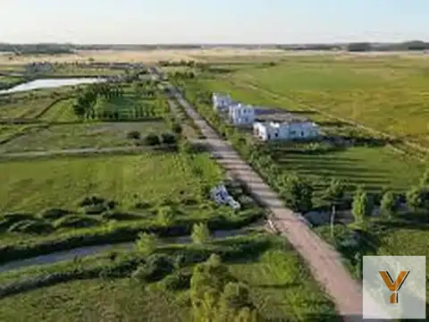 Terreno en venta - 700Mts - Campos de la Enriqueta