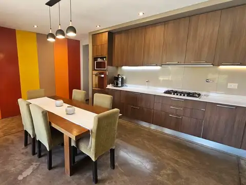 Casa en Puerto Roldan