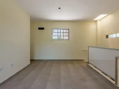 Depto Tipo Casa en Alquiler en Fisherton, $ 480.000