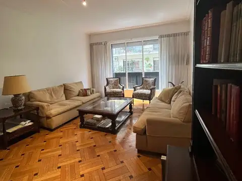 Presidente José Evaristo Uriburu 1300, Piso 3