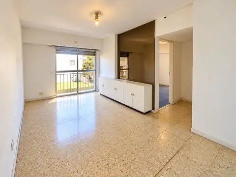 Justo Antonio Suárez 1100, Piso 3