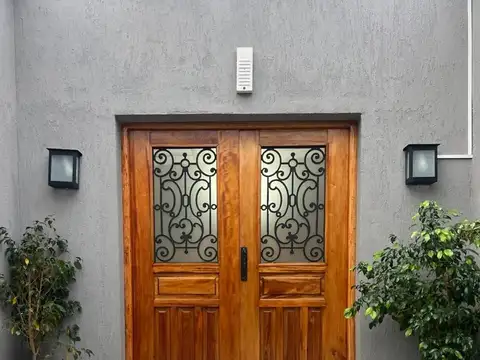 OPORTUNIDAD ÚNICA VENTA CASA RENOVADA EN SAN LUIS