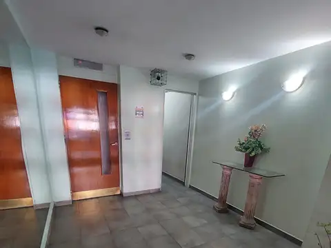 Monoambiente con balcon