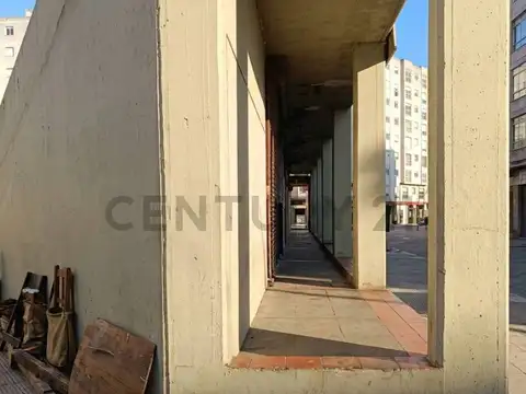 2 De Abril 6500, Piso 0