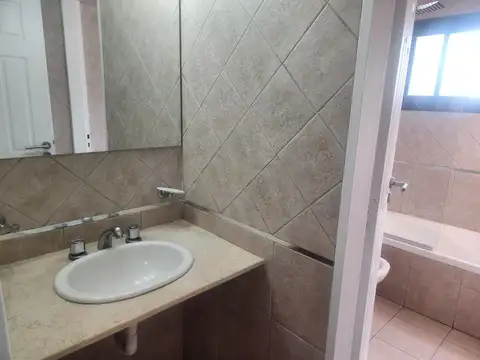 Departamento en Alquiler de 3 ambientes