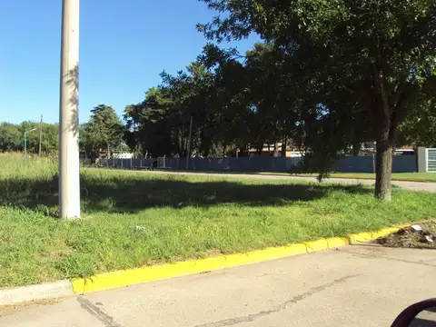 Terreno Avda.Falucho.Ruta 13.Amplias Medidas.