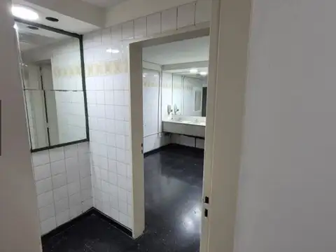 Av Santa Fe 1500, Piso Pb